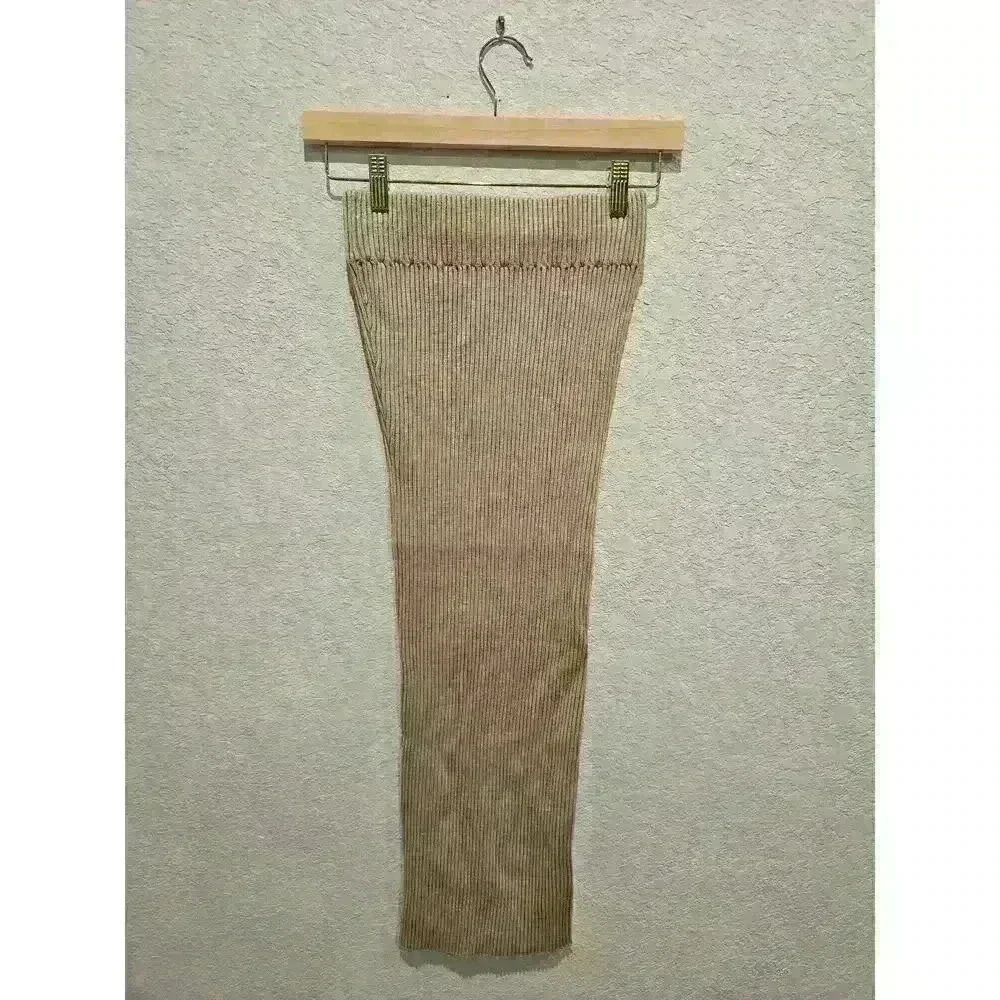 Henne Lara Skirt Size Small - Picture 3 of 4